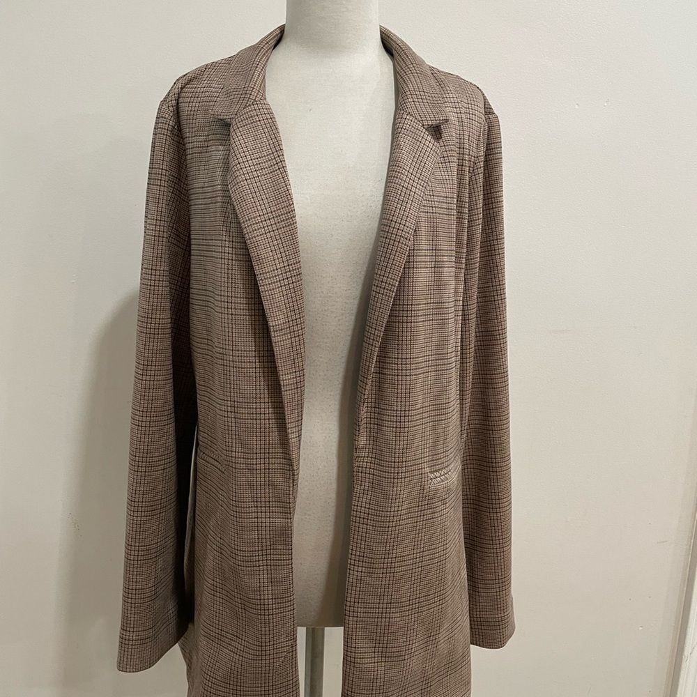 women blazer taupe